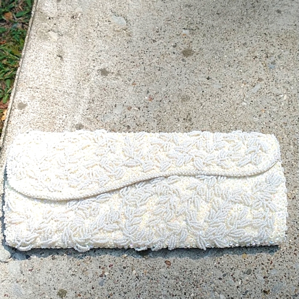 Vintage Beaded Sequined White Clutch Purse